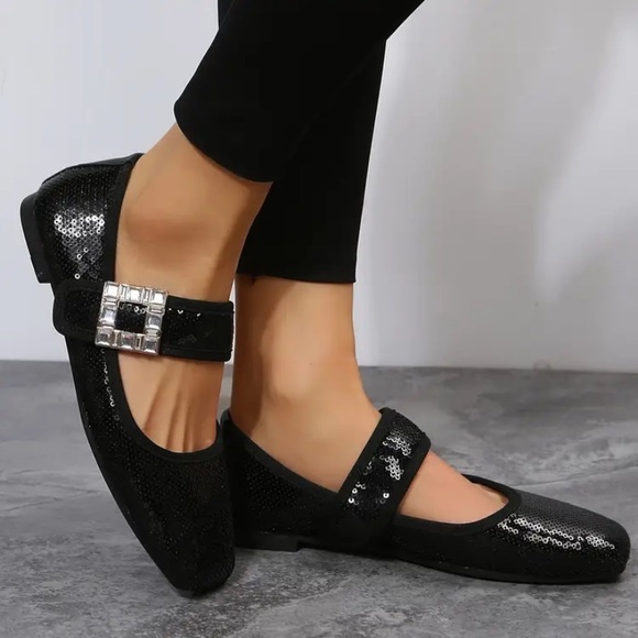 New Sequin Ballet Flats Silver Stud Metallic Buckle NWT Black Slip On Square Toe - Picture 6 of 7